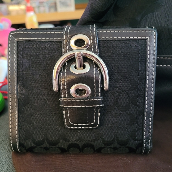 Black Coach Women's Bag Set - Picture 2 of 16
